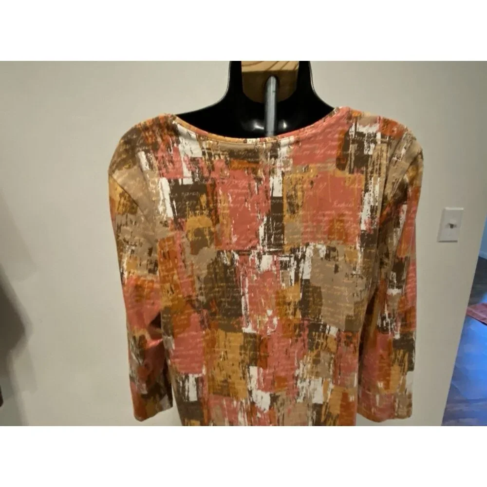 Ruby Rd Womens Size L Top 3/4 Sleeve V-Neck Button Decor - Picture 9 of 10